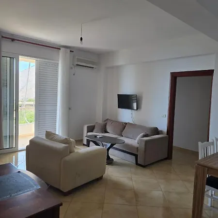 Apartamento Mario Qeparo